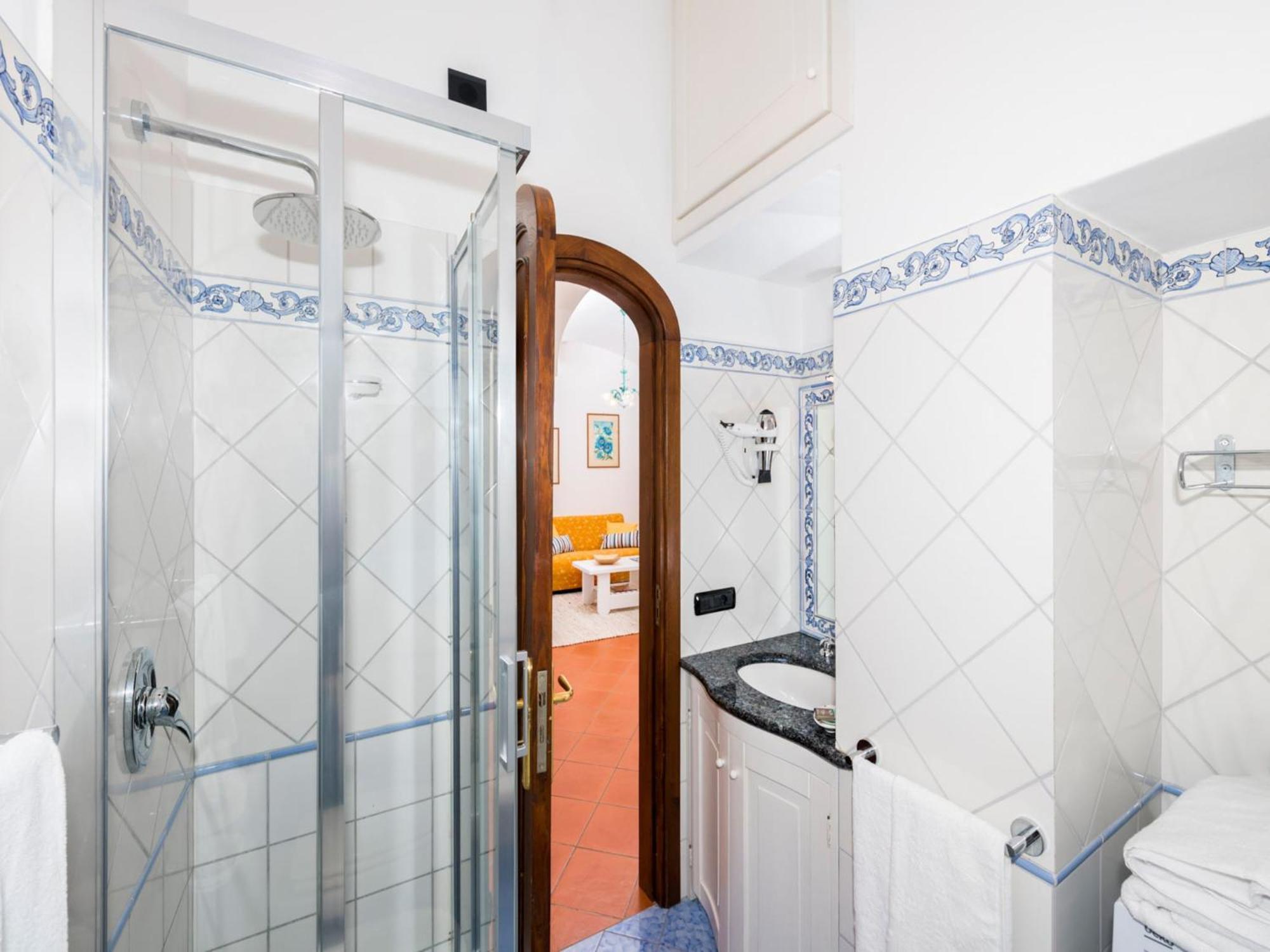 Bright Apartment In Center Of Positano Apartment *